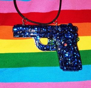 ❤️ Punk goth psychobilly gun necklace